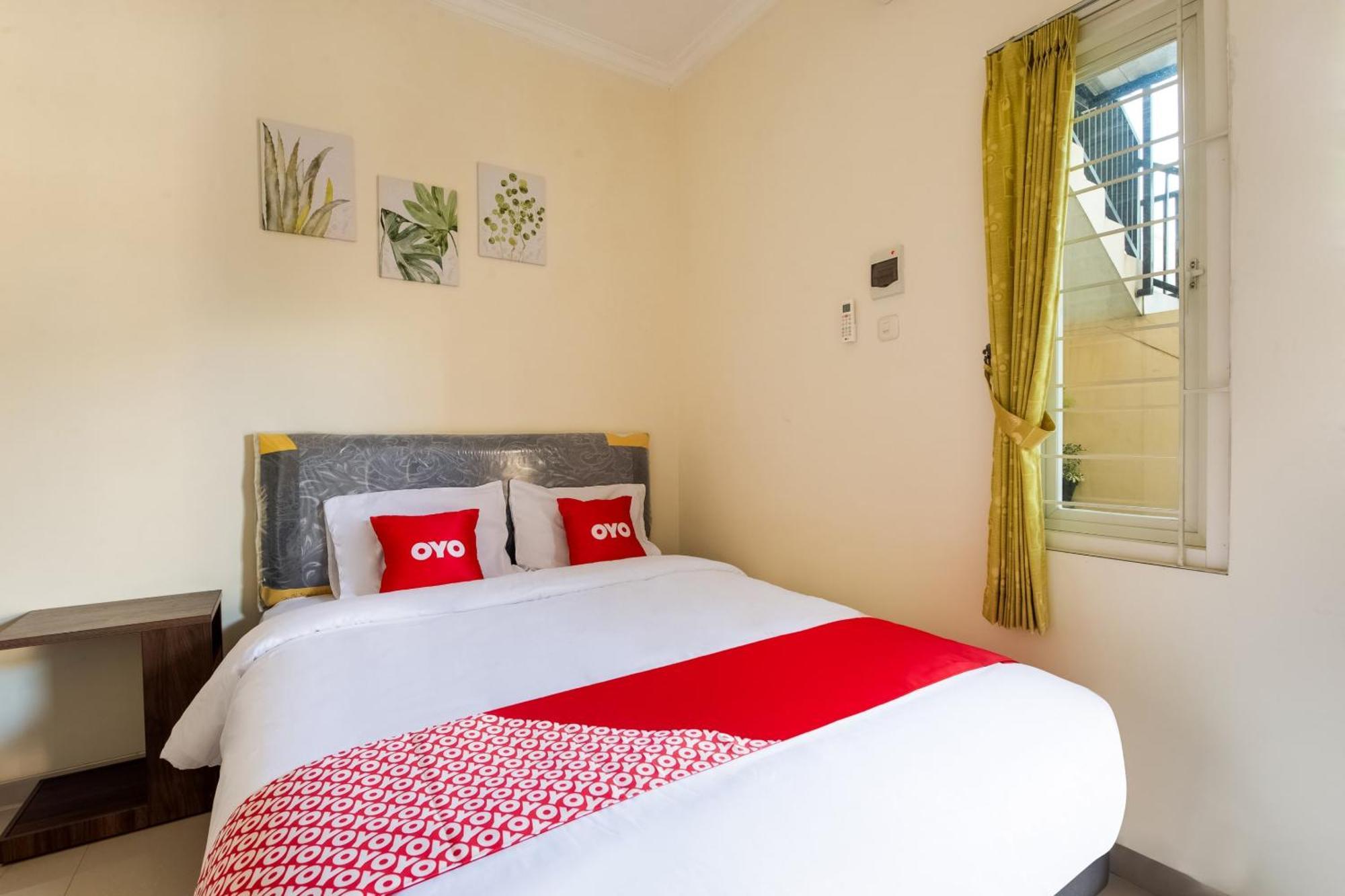 Готель Oyo Life 3398 Griya Rm 19 Syariah Сурабая Екстер'єр фото